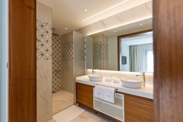 Premium Sea View Room