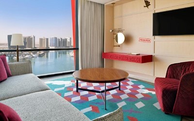 Interconnecting Family Room