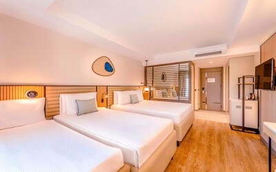 Comfort Standard Quad Room Side Sea View