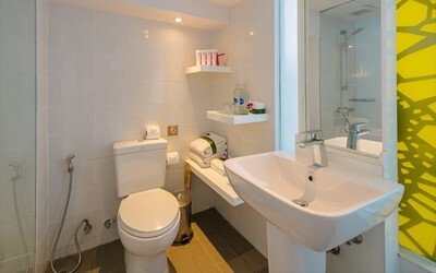 Premier Pool View Room