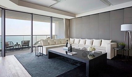 The Catwalk Suite (Oceanfront View)
