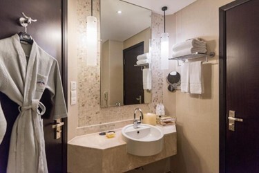 Kids Suite with Garden View