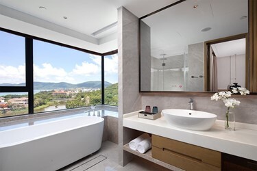 One King Two Twin Beds Two bedroom Suite Ocean View