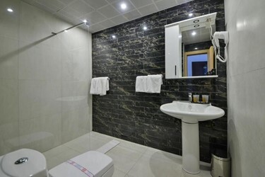 Studio Room