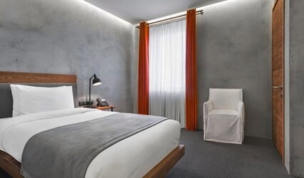 Single Room - Disability Access