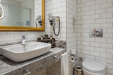 Wonderland Standard Room