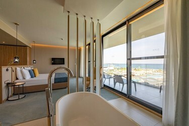 DBL Signature Sea View