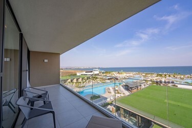 DBL Signature Sea View