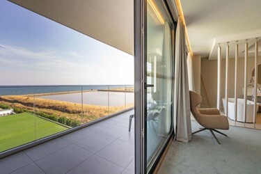 DBL Signature Sea View