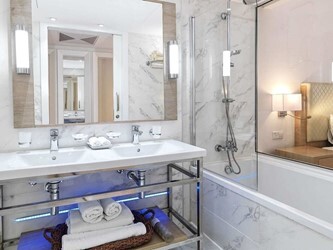 Deluxe Superior Room With Private Garden