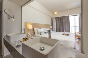 Executive Suite Sea View