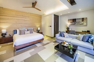 Deluxe Private Pool Suite