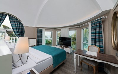 Platinum Villa Suite