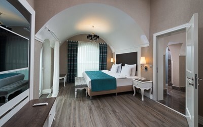 Platinum Villa Suite