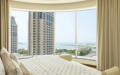Premier Suite