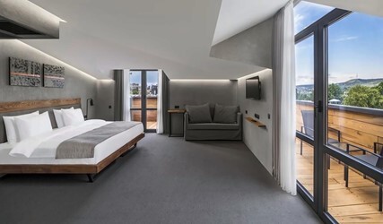 Terrace Lux