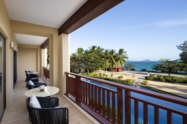1 BR Club Ocean Suite - 1 King
