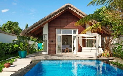 Sunset Deluxe Beach Villa with Pool