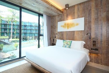 1-bedroom Pool View Suite