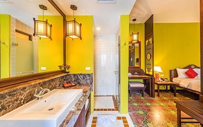 Deluxe Bungalow