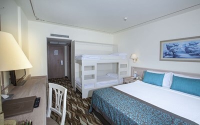 Bunkbed Room Land View
