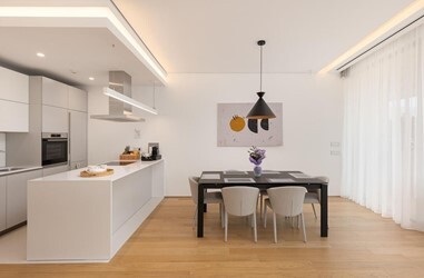 4 Bedroom Garden View Line