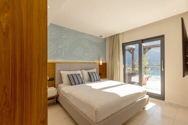 2-Bedroom Sea View Suite
