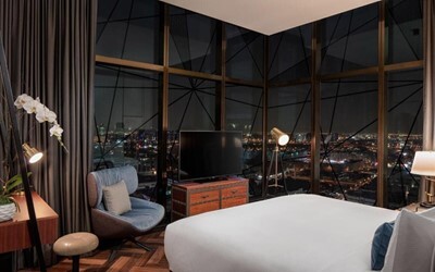 Panoramic One Bedroom Suite