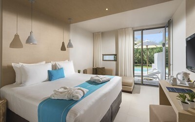 Casual Room Private Pool