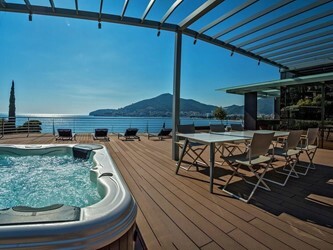 Sea View Line (2 Bedroom Penthouse Sea View)
