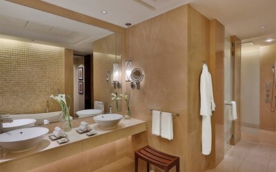 1 Bedroom Club Suite