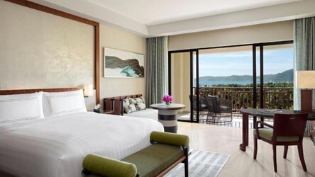2 BR Club Ocean View Suite - 1 King & 1 Twin