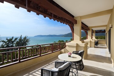 2 BR Club Ocean View Suite - 1 King & 1 Twin