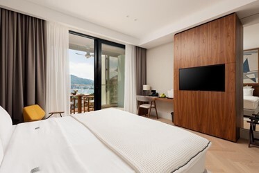 Comfort Room Sea View and Terrace Infinity