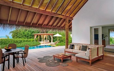 Three Bedroom Beach Sunset Villa with Pool