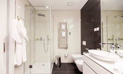 One Bedroom Sea View Line