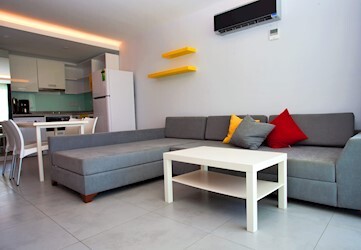 Suites Family Room 2