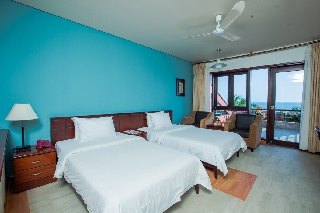 Hoang ngoc resort 4. Hoang Ngoc (oriental Pearl Resort). Hoang Ngoc Beach Resort. Hoang Ngoc Beach Resort 4*. Отель oriental Pearl Resort & Spa 4*.