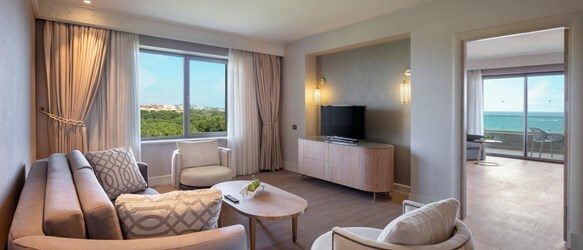 Deluxe Suite Sea View