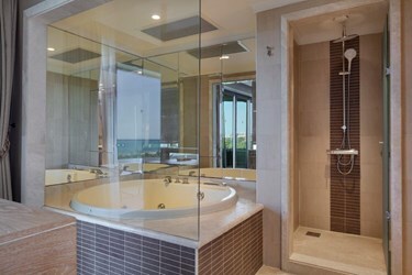 Deluxe Suite Sea View