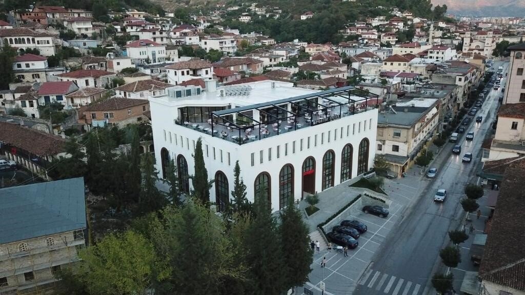 Отель Portik Hotel 4*