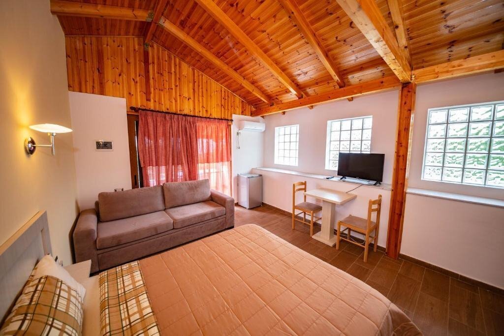 Luiza Guest House 3* суреті