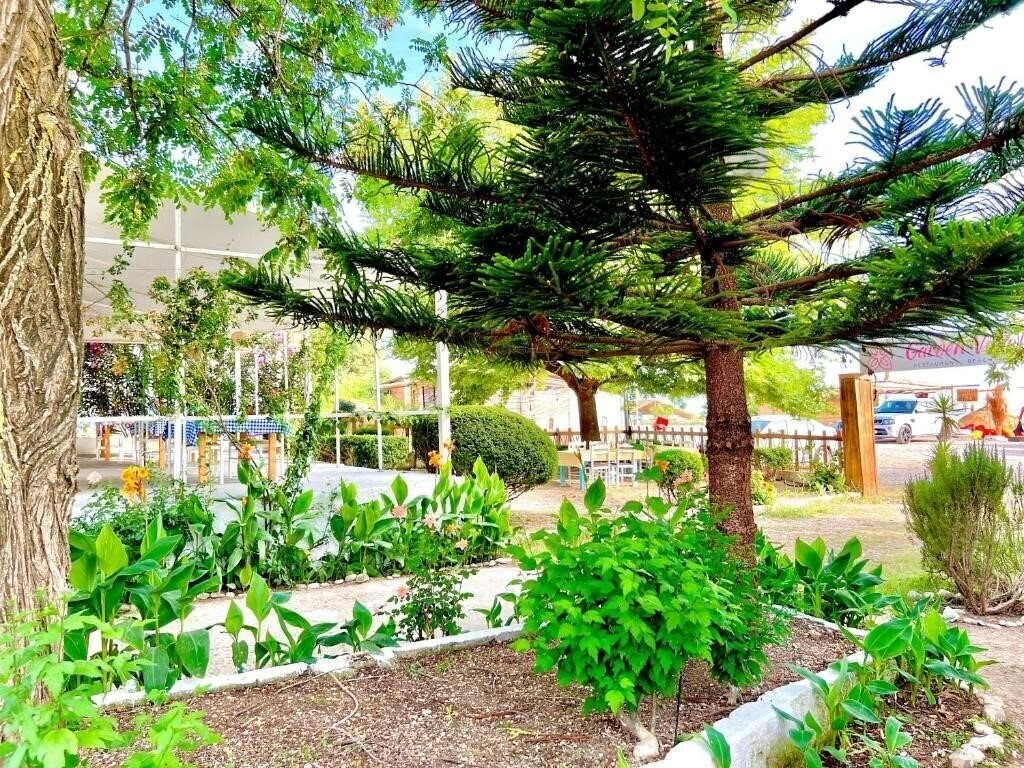 Garden Villa Naza Apt апартаменты суреті