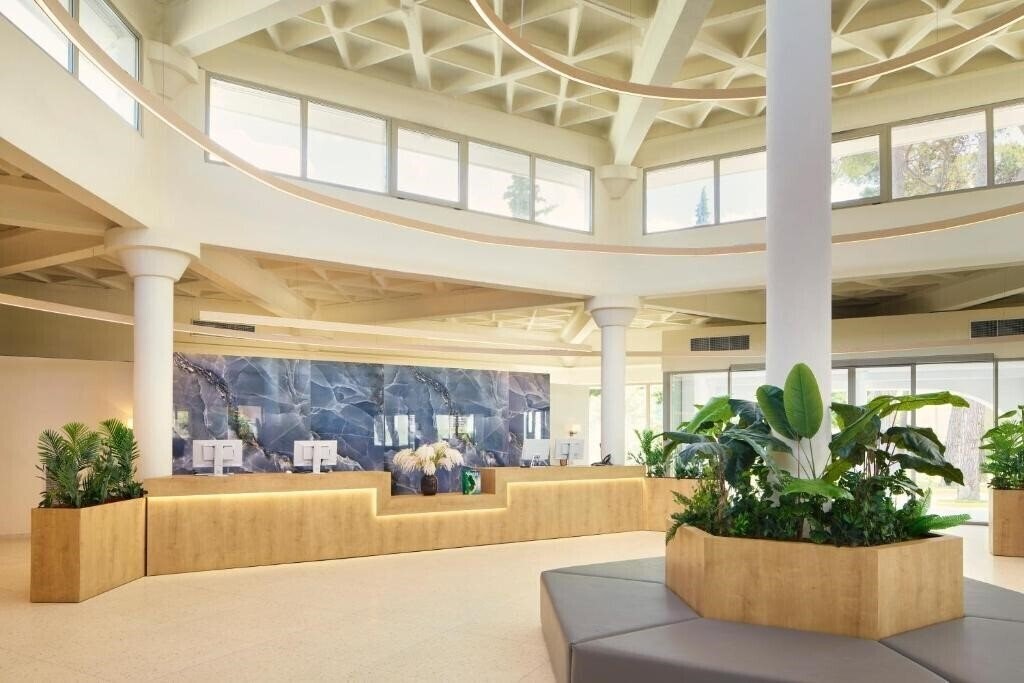 Картинка Sol Tropikal Durres 4*