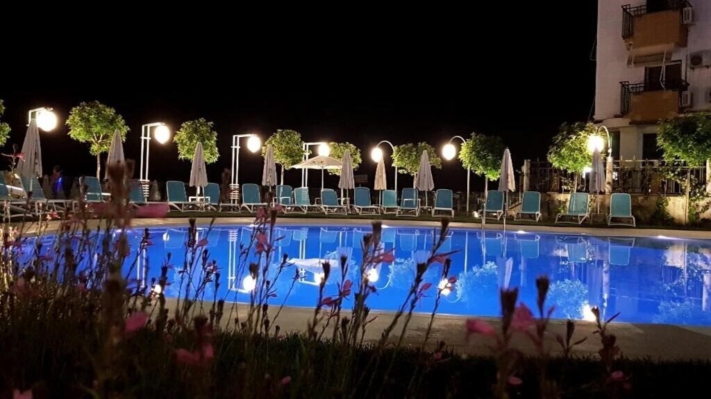 Bel Conti 3* фотосуреті