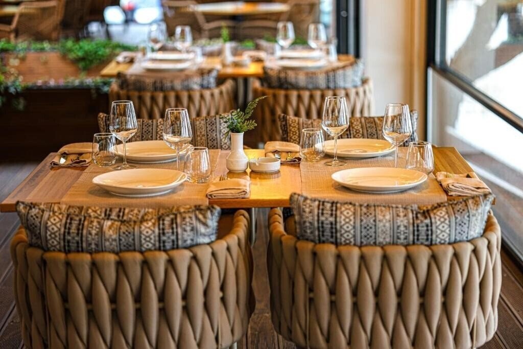 Majestic 4* суреті