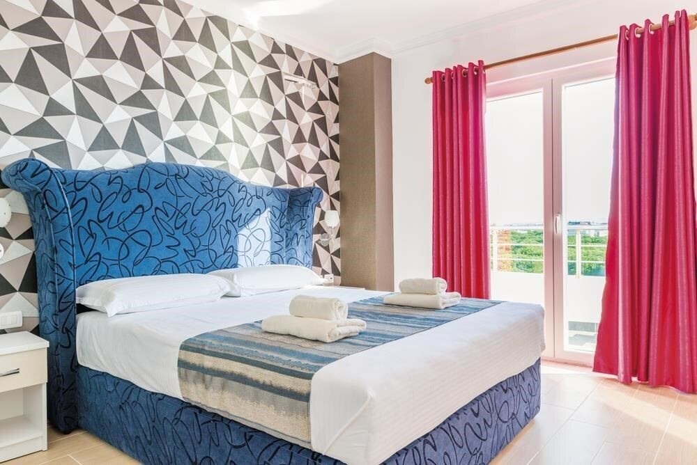 Картинка Mel Holiday (ex. Fa-Fa) 4*