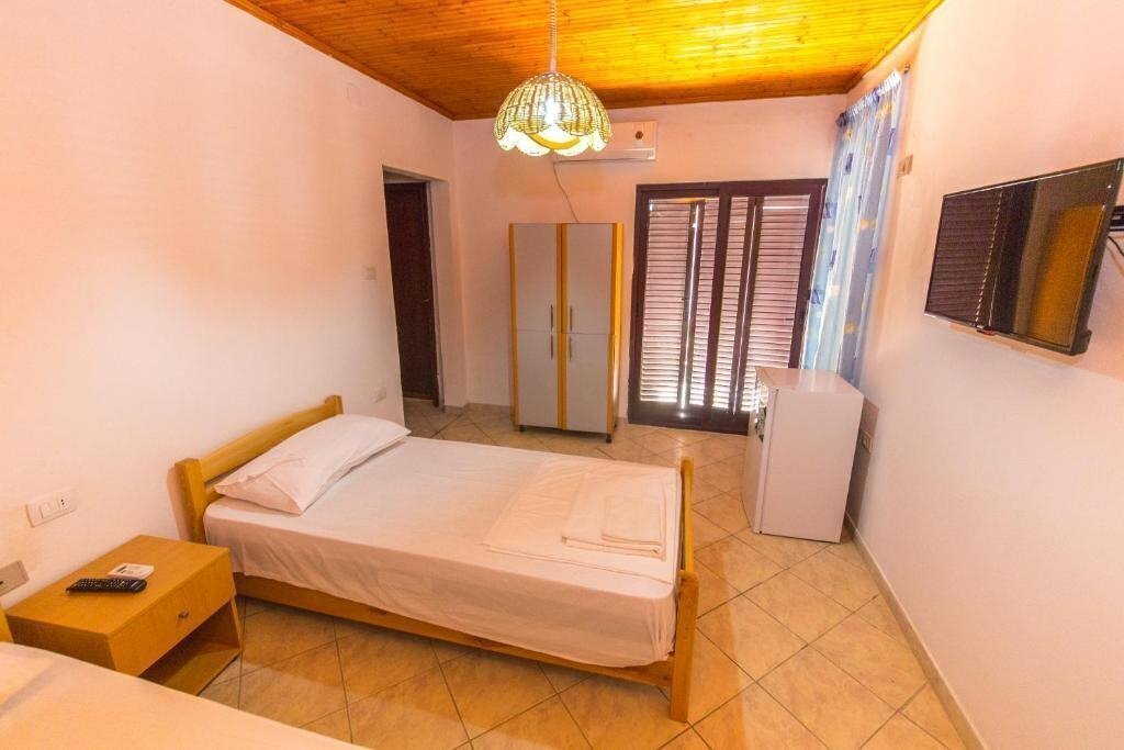 Kolaveri Resort 3* суреті