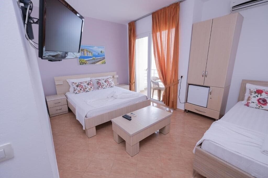 Hotel Sunshine 3* фотосуреті