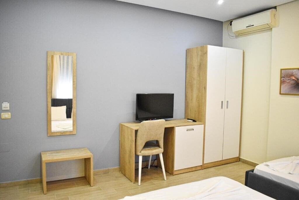 Изображение Hotel Delmar (ex. Durres Privat, Guest House Daniel, Hotel Del Mar) 3*